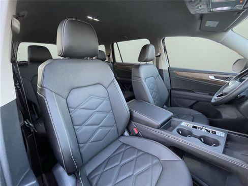 New 2026 Volkswagen Atlas SE image 22