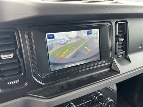 Used 2022 Ford Bronco Big Bend image 18