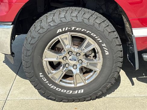 Used 2015 Ford F150 XLT w/ Equipment Group 302A Luxury image 11