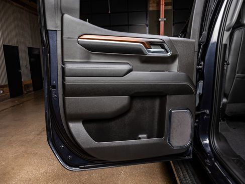 Used 2024 GMC Sierra 1500 Denali w/ Denali Reserve Package image 38