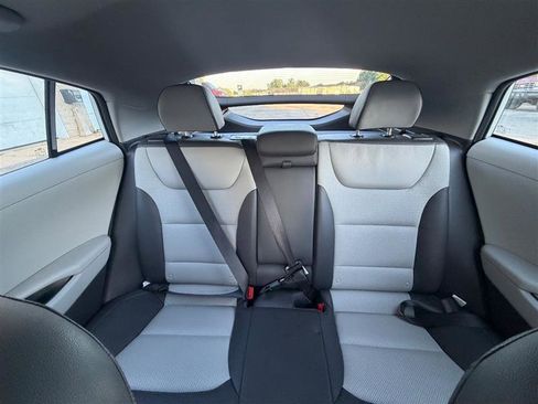 Used 2020 Hyundai Ioniq Limited FWD image 11