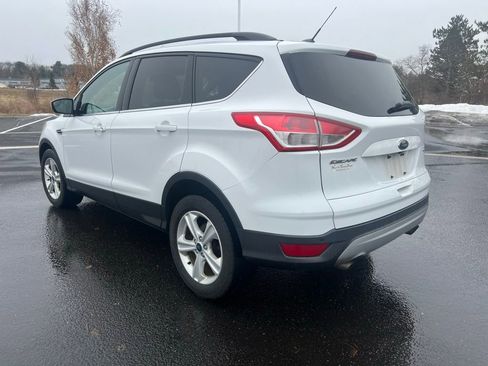 Used 2016 Ford Escape SE w/ Equipment Group 201A image 24