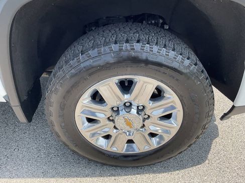 Used 2024 Chevrolet Silverado 3500 High Country AWD/4WD image 11