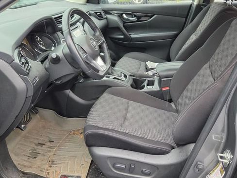 Used 2018 Nissan Rogue Sport SV w/ SV All-Weather Package AWD/4WD image 7