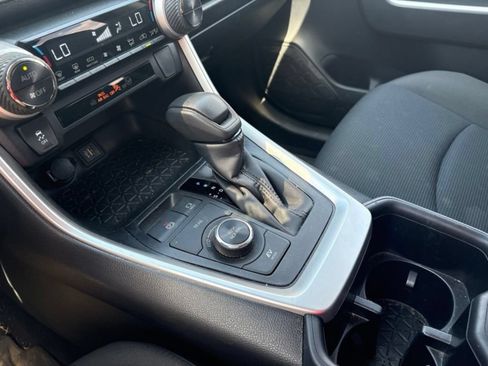 Certified 2023 Toyota RAV4 LE AWD/4WD image 20