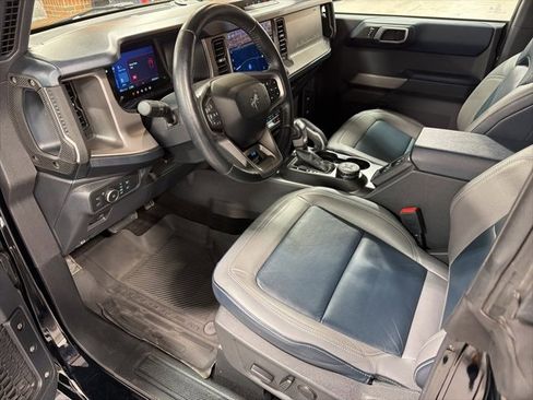 Used 2022 Ford Bronco Outer Banks image 12