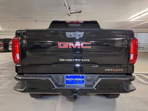 New 2026 GMC Sierra 1500 AT4X image 9