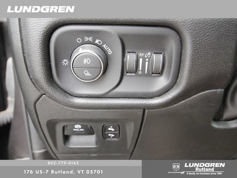 Used 2023 RAM 1500 Laramie AWD/4WD image 25