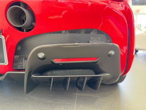 Used 2022 Ferrari SF90 Stradale image 23