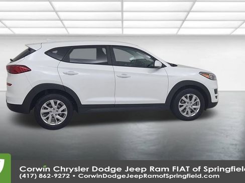 Used 2019 Hyundai Tucson SE image 16