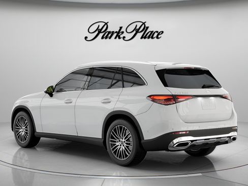 Used 2026 Mercedes-Benz GLC 300 image 15