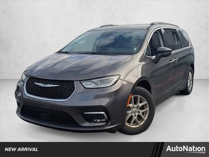 Used 2022 Chrysler Pacifica Touring-L