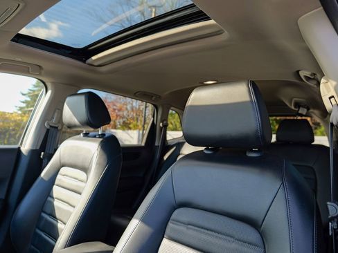 Used 2024 Honda CR-V EX-L image 24