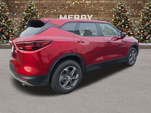 Used 2025 Chevrolet Blazer LT image 5