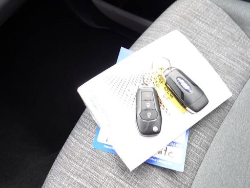 Used 2024 Ford F250 XLT image 41