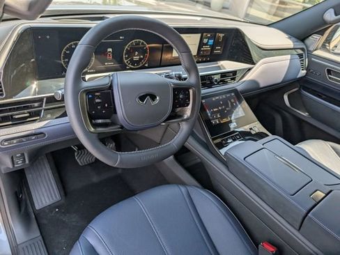 New 2026 INFINITI QX80 4WD image 4