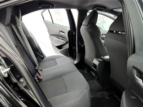 Used 2022 Toyota Corolla SE image 18