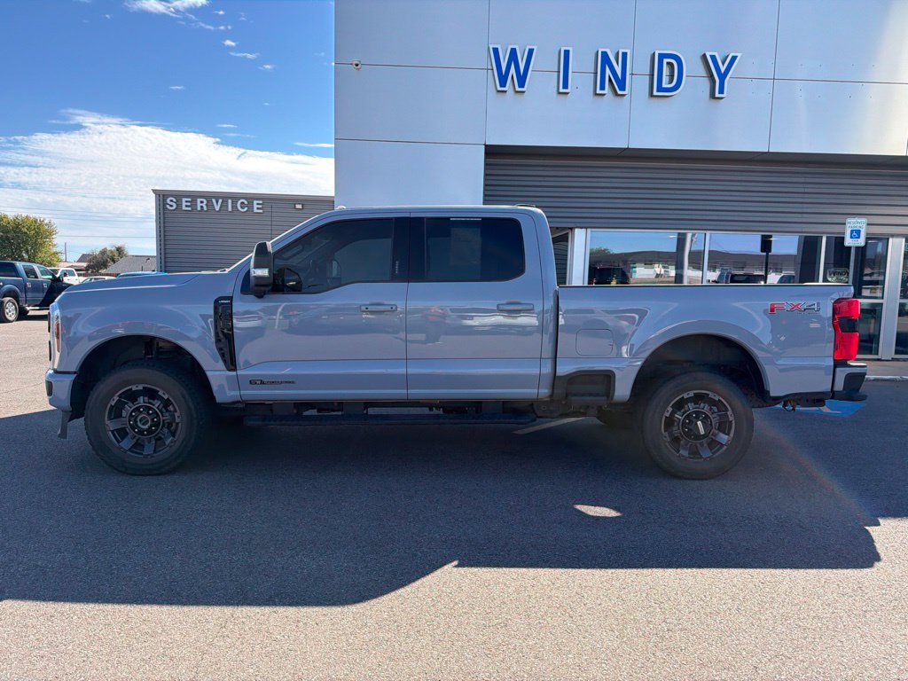 Used 2024 Ford F250 4x4 Crew Cab Super Duty image 10
