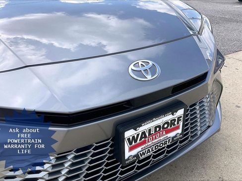 Used 2026 Toyota Camry XSE FWD image 35