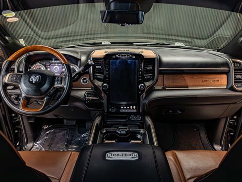 Used 2022 RAM 3500 Limited image 15