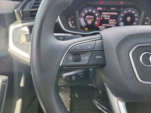 Certified 2025 Audi Q3 2.0T Premium AWD/4WD image 17