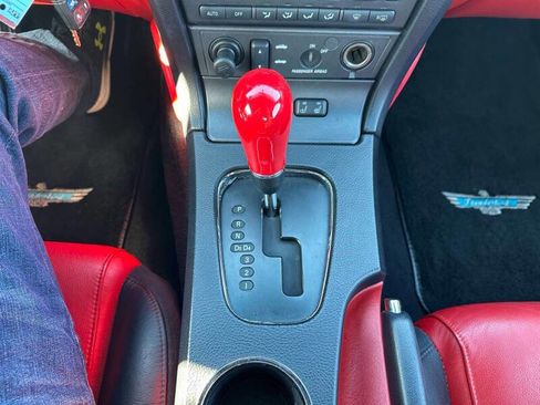 Used 2004 Ford Thunderbird Deluxe image 14