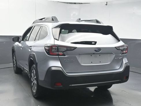 Certified 2024 Subaru Outback Premium AWD/4WD image 6