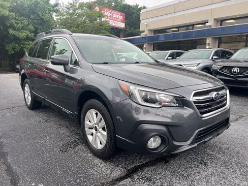 Used 2018 Subaru Outback 2.5i Premium AWD/4WD image 7
