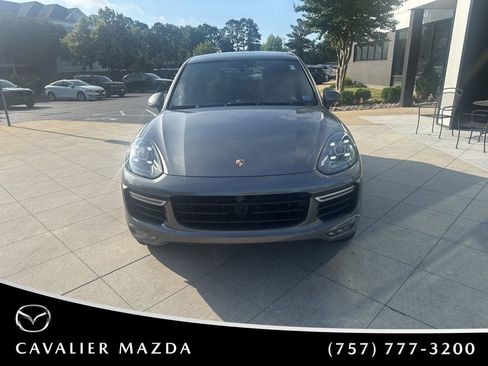 Used 2018 Porsche Cayenne Turbo AWD/4WD image 8