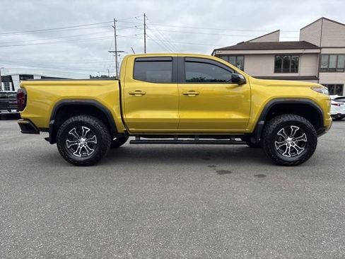 Used 2024 GMC Canyon AT4 w/ Canyon Safety Plus Package AWD/4WD image 6