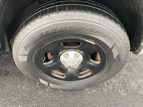 Used 2005 Jeep Liberty Sport image 32