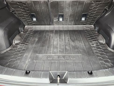 Used 2019 Subaru Crosstrek 2.0i Limited w/ Moonroof Package w/Navigation image 33