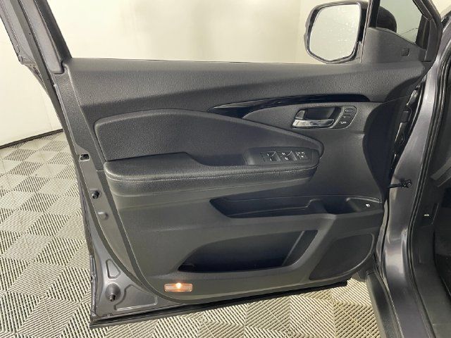 Used 2017 Honda Ridgeline RTL-E image 15