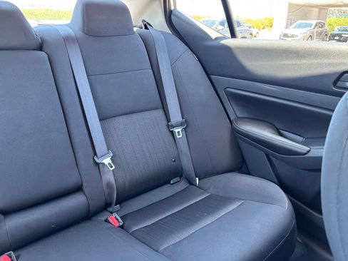 Used 2025 Nissan Altima 2.5 SV FWD image 37