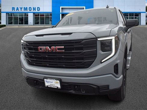 Used 2024 GMC Sierra 1500 Pro w/ Graphite Edition image 7