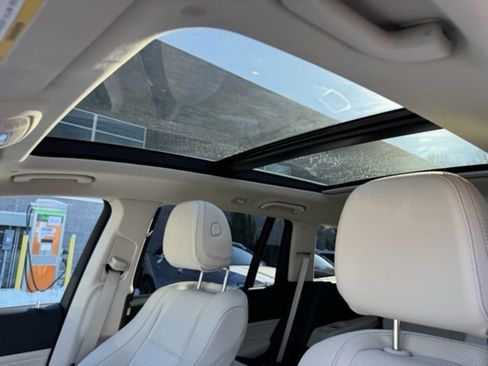 Certified 2022 Mercedes-Benz GLS 450 4MATIC image 13