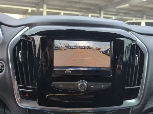 Certified 2023 Chevrolet Traverse LT image 7