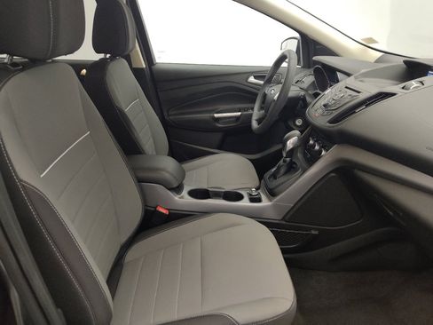 Used 2015 Ford Escape SE FWD image 21