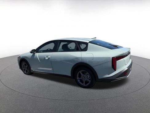 Used 2025 Kia K4 FWD image 10