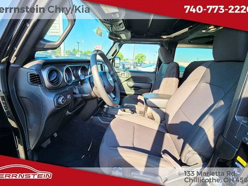 Used 2023 Jeep Wrangler Sport AWD/4WD image 6
