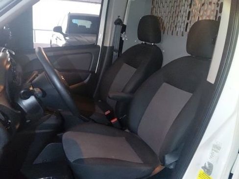Used 2020 RAM ProMaster City Tradesman FWD image 5