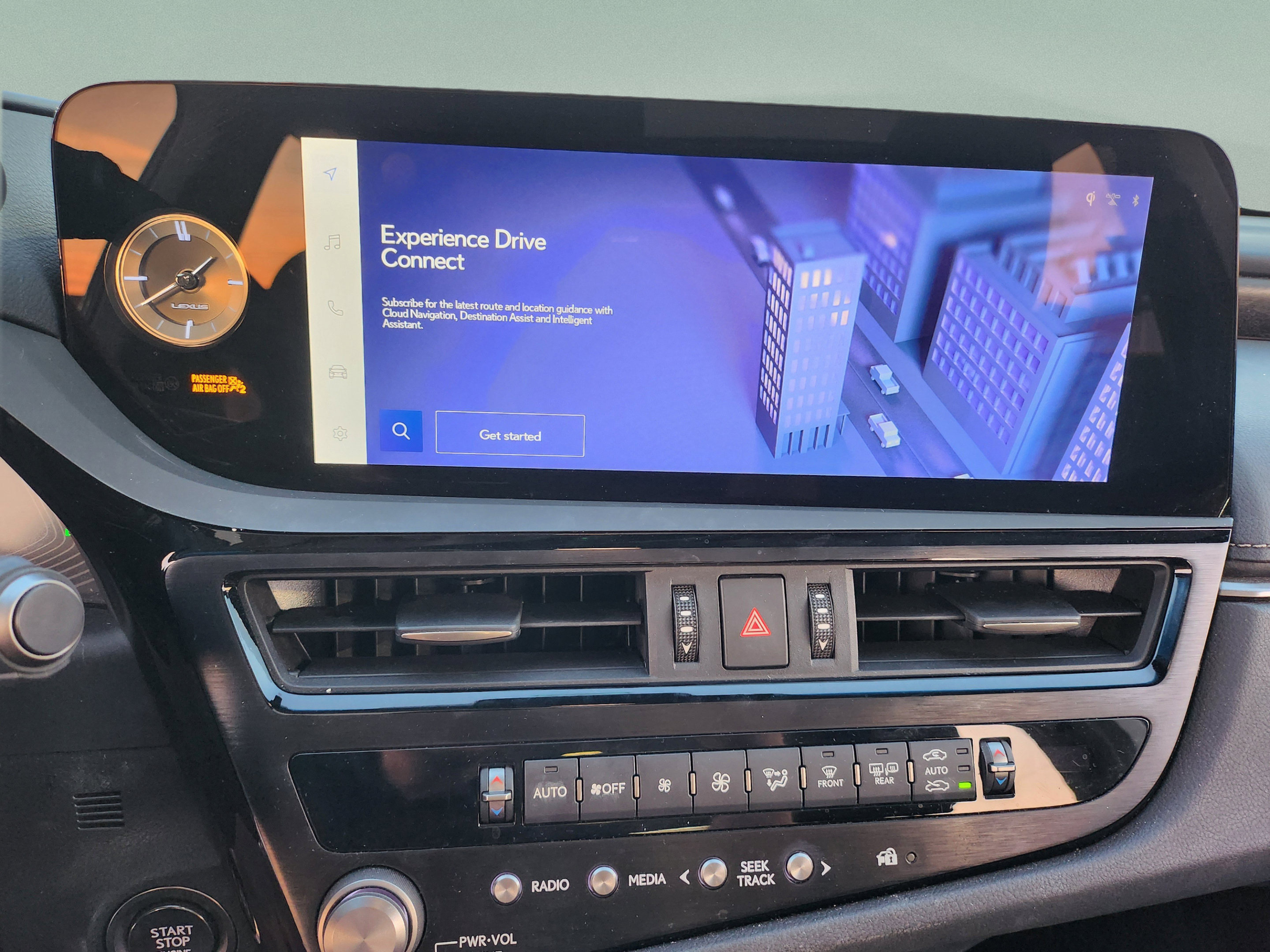 Certified 2024 Lexus ES 350 w/ Technology Package FWD image 15