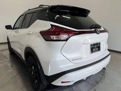 Used 2021 Nissan Kicks SR w/ Exterior Package FWD image 9