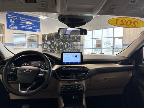 Used 2021 Ford Escape SE AWD/4WD image 9