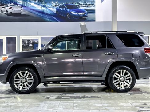 Used 2010 Toyota 4Runner Limited image 2