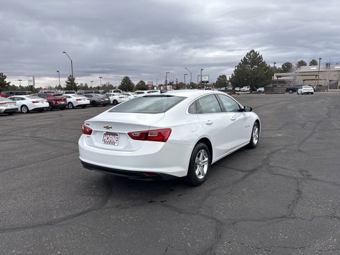 Used 2021 Chevrolet Malibu LS image 5