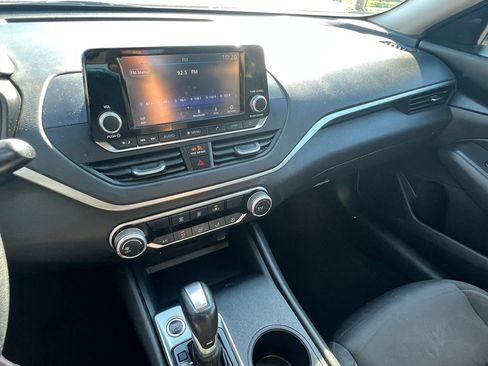 Used 2021 Nissan Altima 2.5 S w/ Driver Assist Package FWD image 17