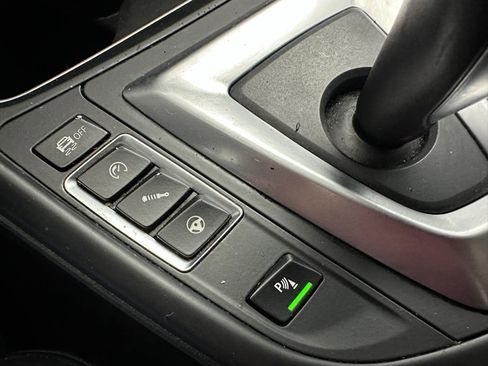 Used 2017 BMW M3 w/ Executive Package image 41