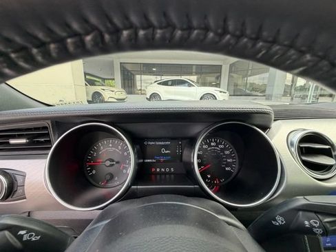 Used 2022 Ford Mustang GT Premium w/ Black Accent Package RWD image 12