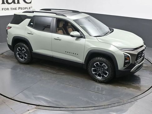 New 2026 Chevrolet Equinox ACTIV w/ Convenience Package III image 16